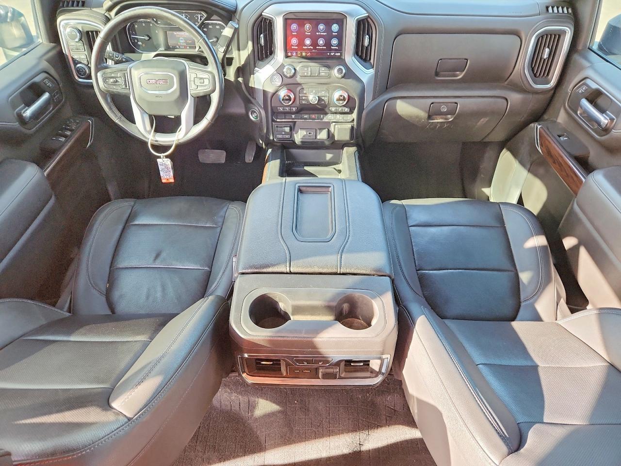 2021 GMC Sierra K2500 SLT