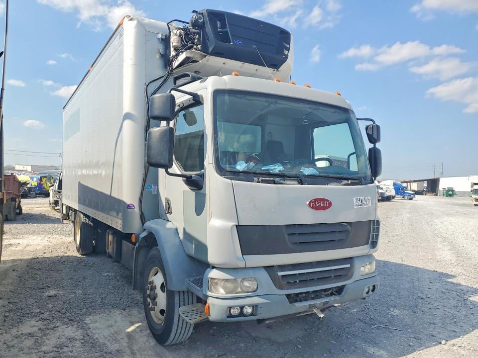 2014 Peterbilt 220 Refrigerated BOX Truck