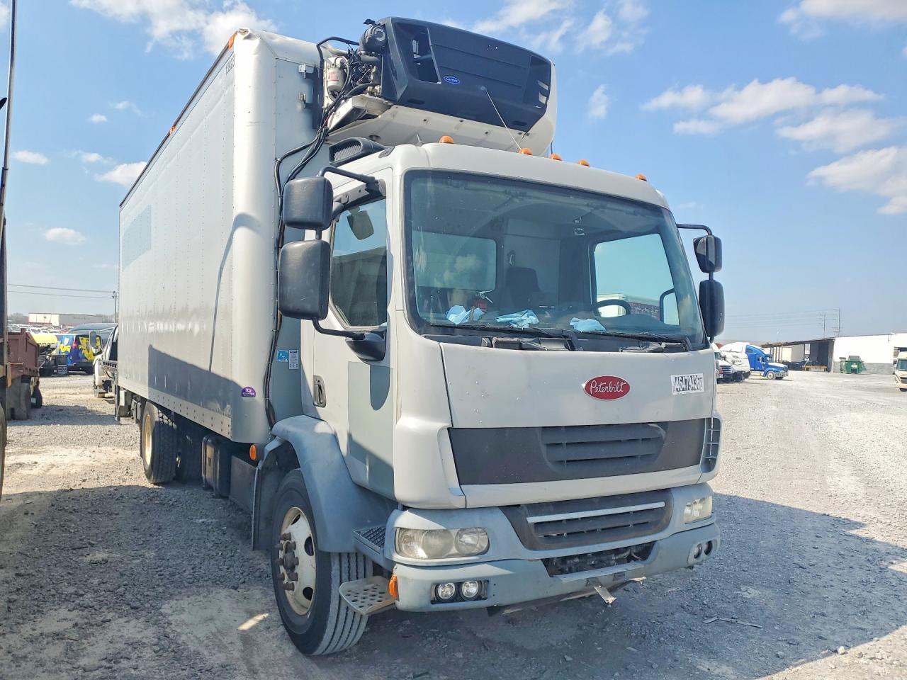 2014 Peterbilt 220 Refrigerated BOX Truck