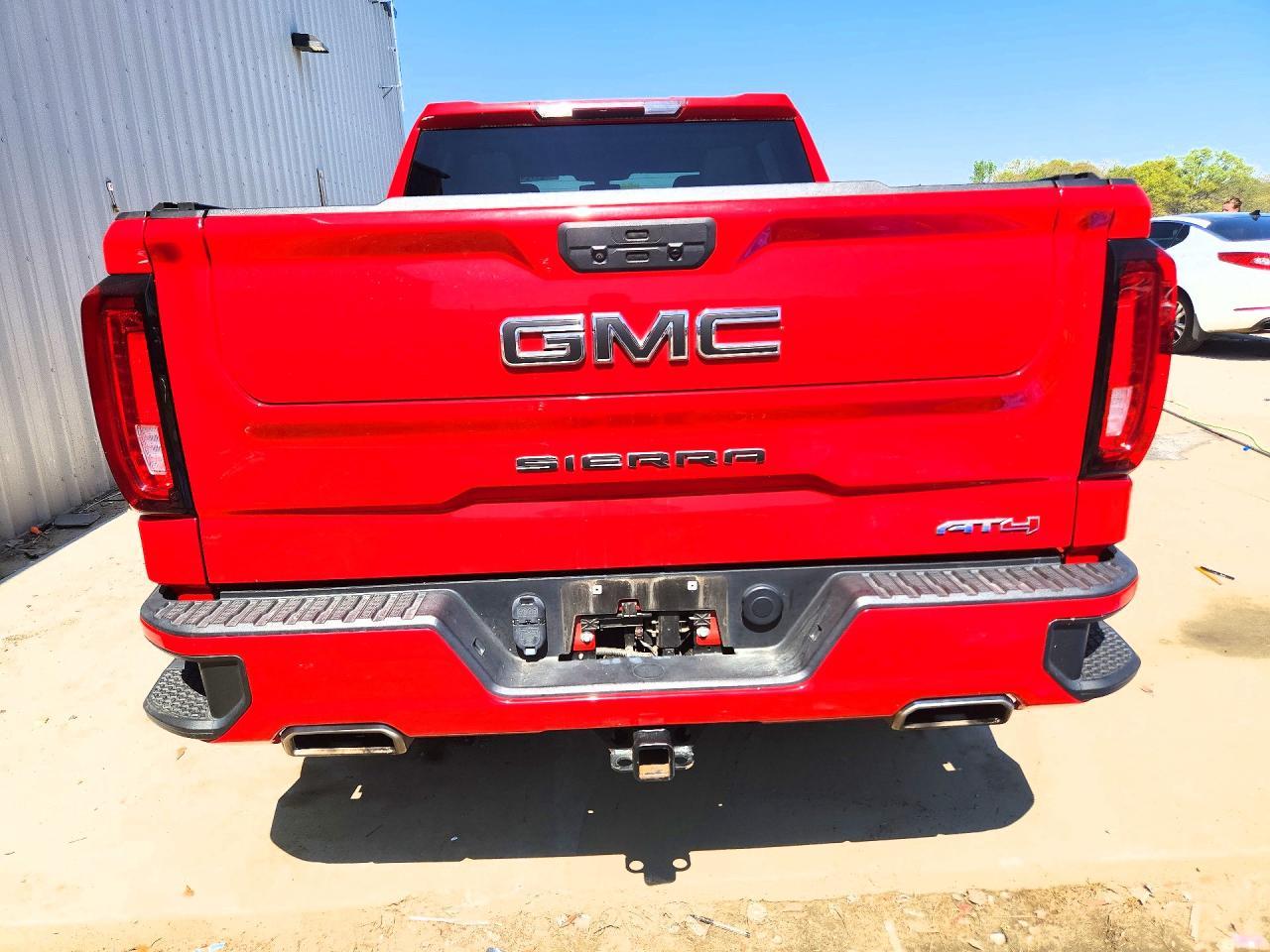 2021 GMC Sierra K1500 AT4