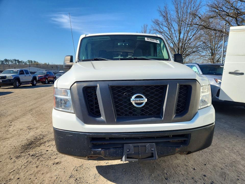 2013 Nissan NV 3500 HD S
