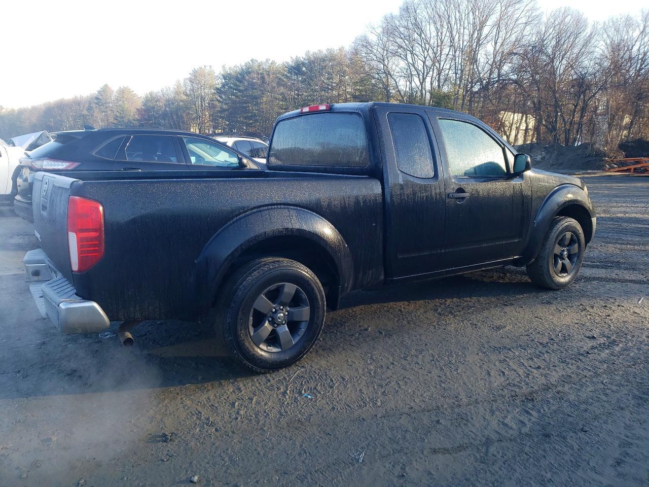 2011 Nissan Frontier S