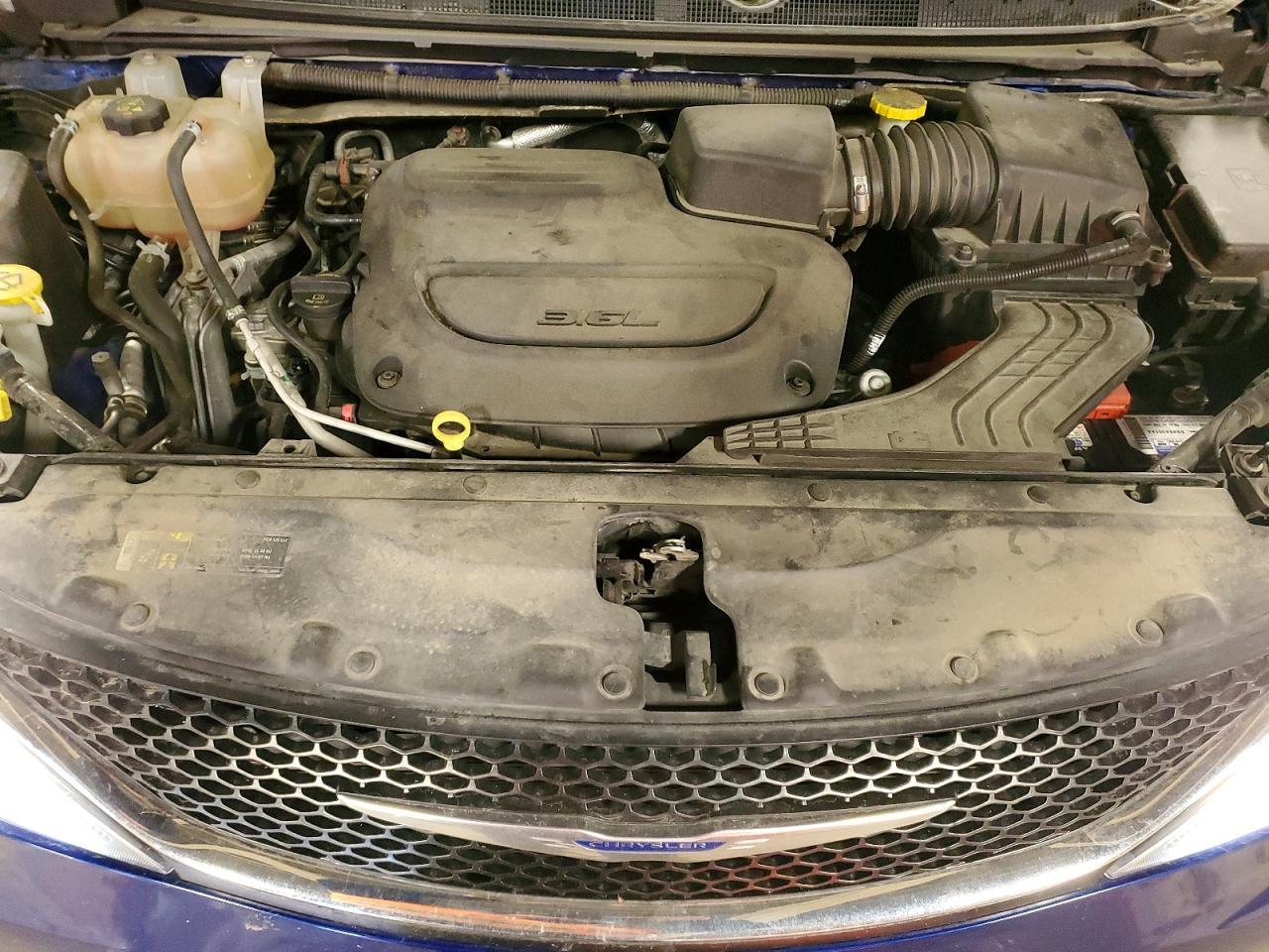 2020 Chrysler Pacifica Touring