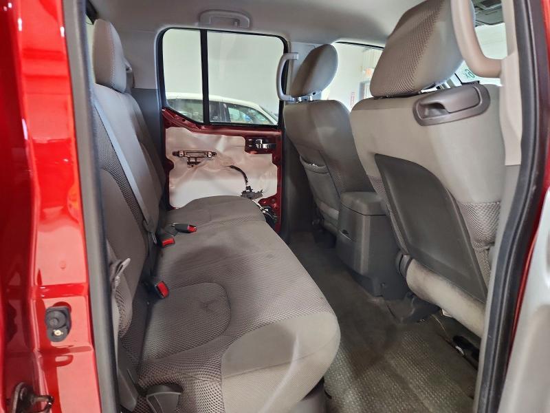 2014 Nissan Frontier s