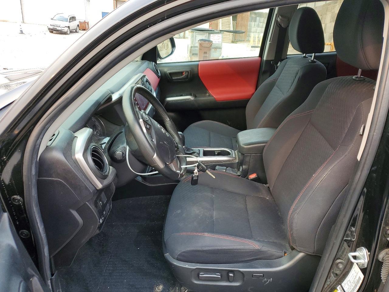 2022 Toyota Tacoma SR5 V6