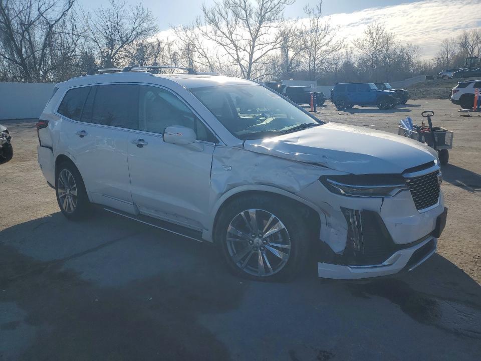 2021 Cadillac XT6 Premium Luxury