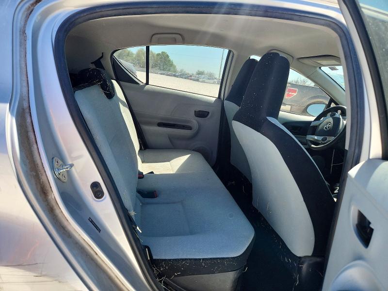 2013 Toyota Prius c one