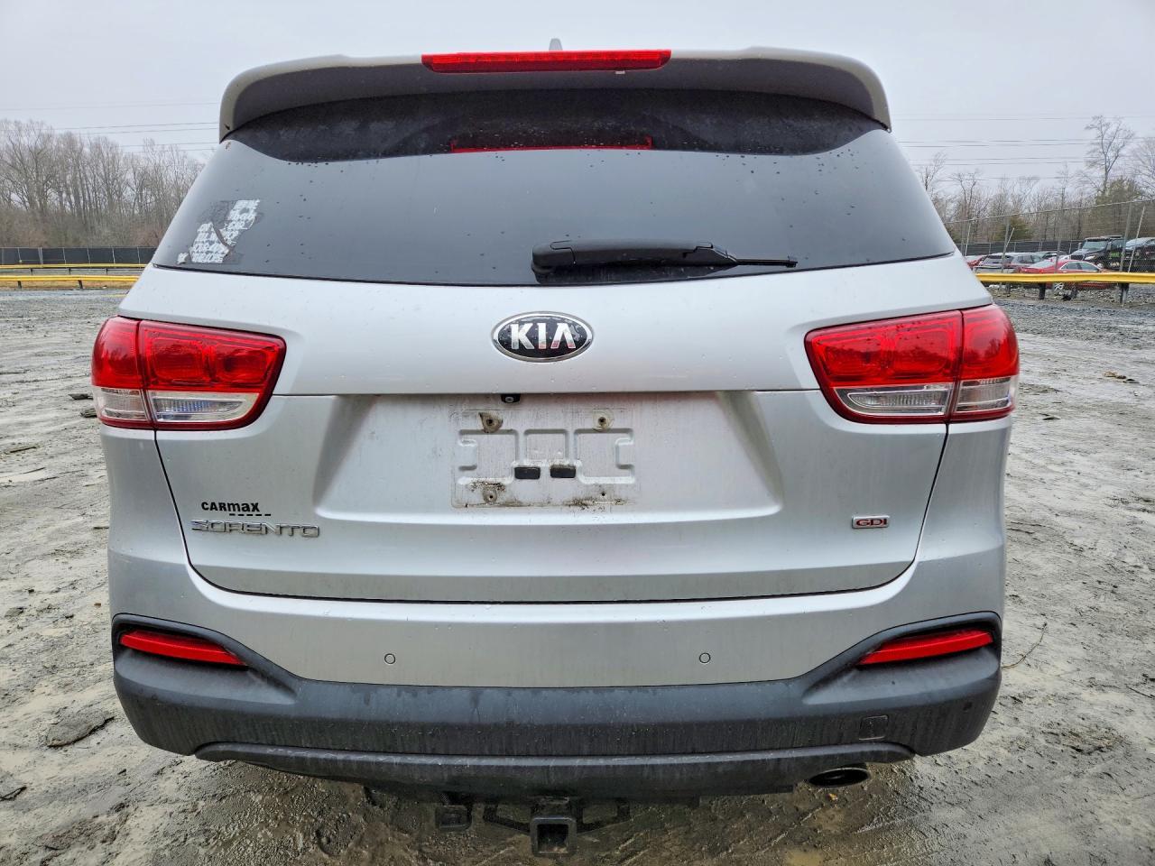 2016 KIA Sorento lx