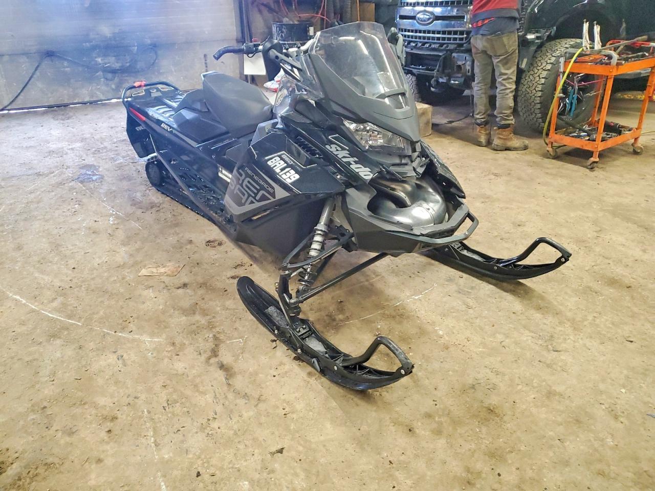 2018 Skidoo Renegade
