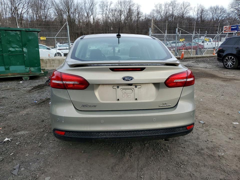 2015 Ford Focus se