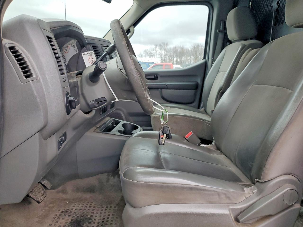 2014 Nissan NV 2500 Utility / Service Van