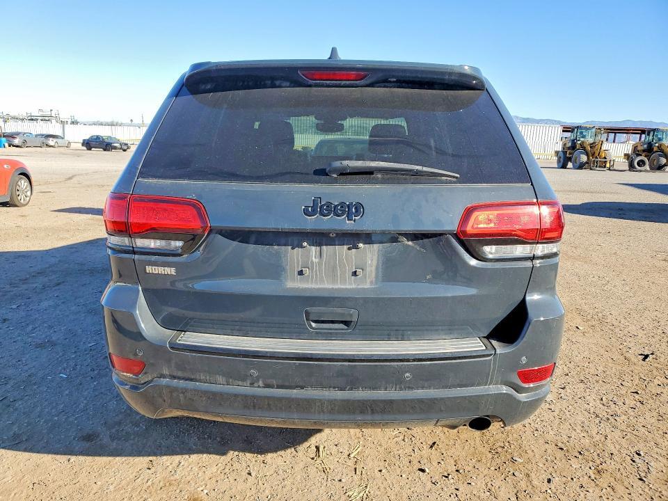 2018 Jeep Grand Cherokee Laredo