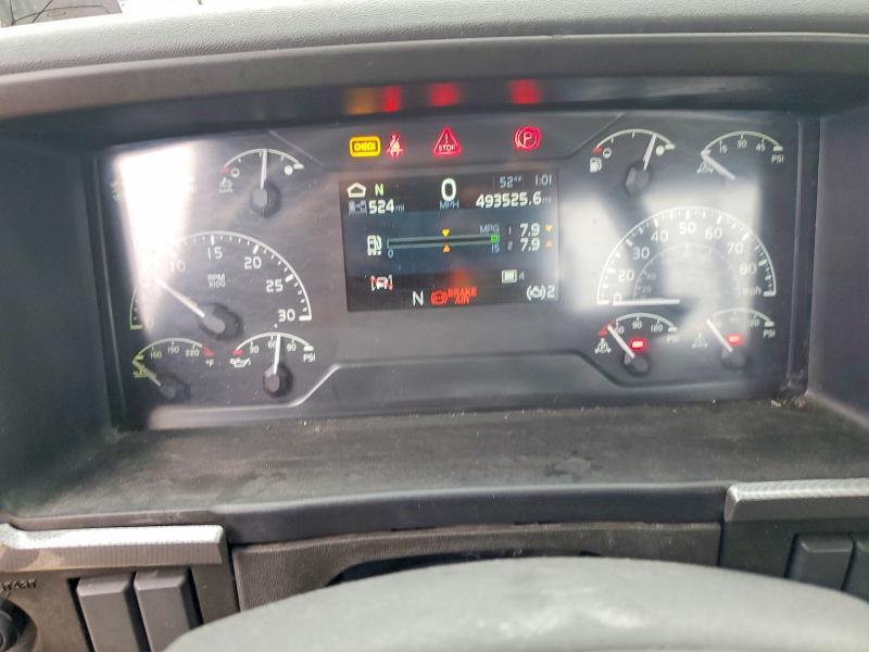 2019 Volvo VNR Semi Truck