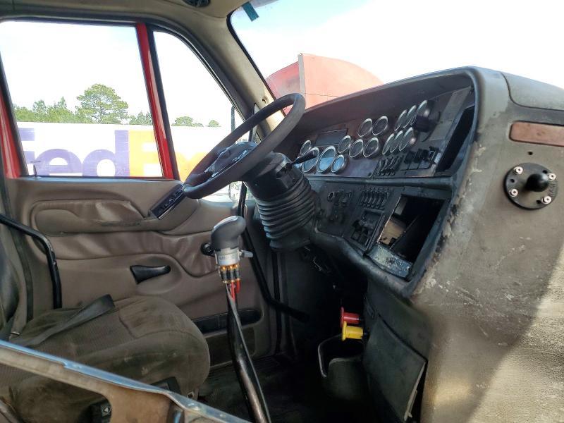 2007 Peterbilt 387 Semi Truck