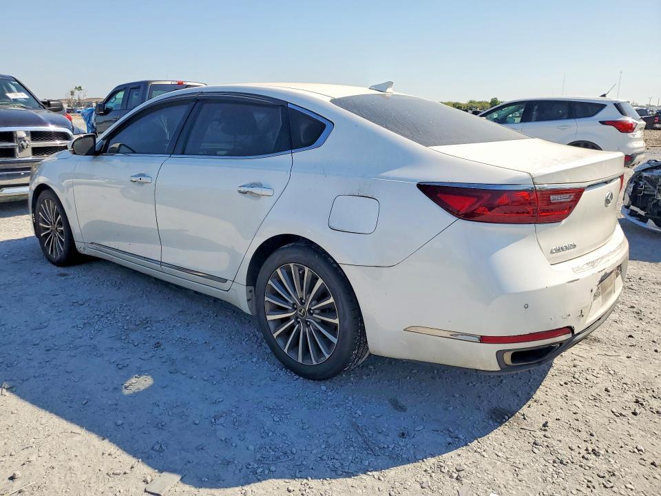 2017 KIA Cadenza Premium
