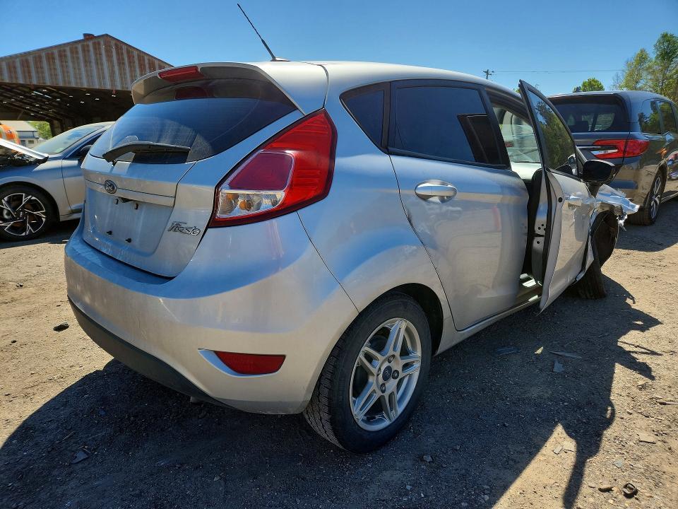 2018 Ford Fiesta se
