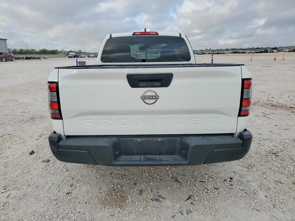 2024 Nissan Frontier s