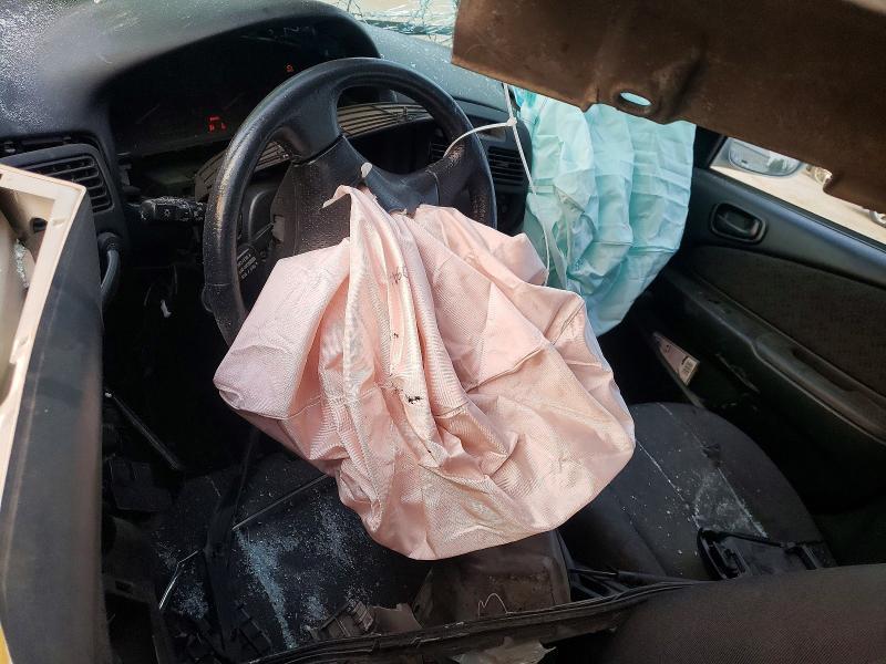 2001 Toyota Corolla s