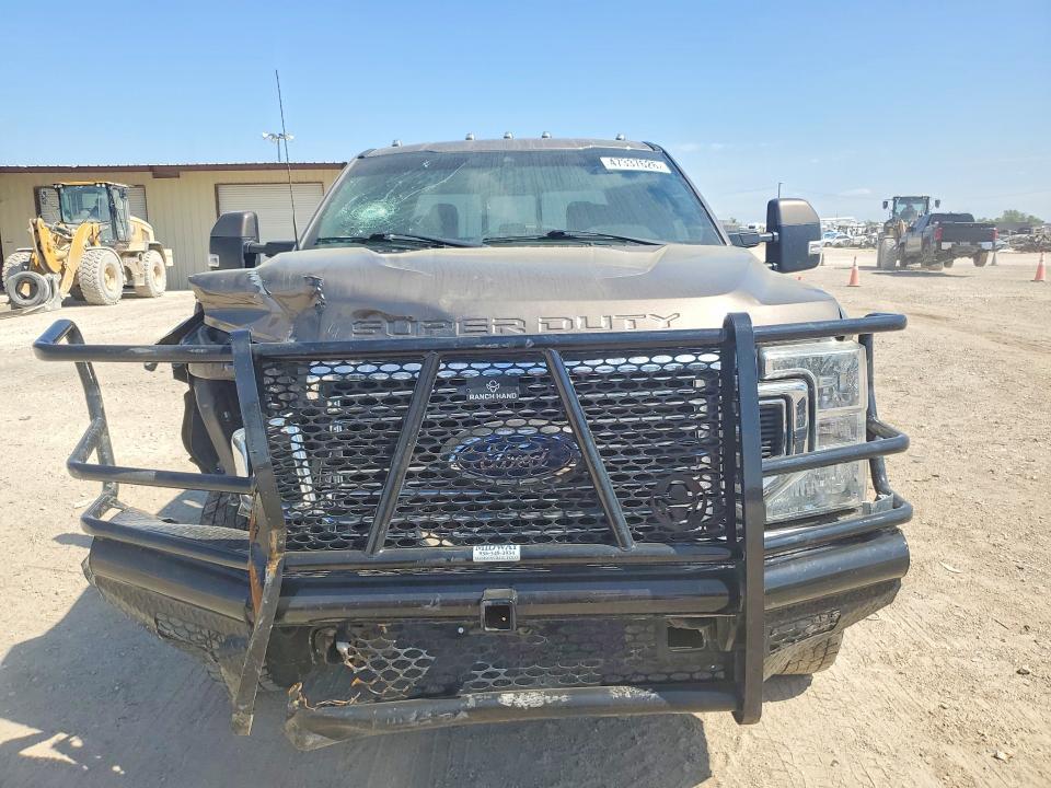 2022 Ford F350 Super Duty