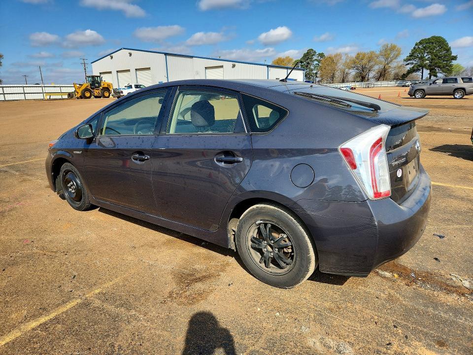2015 Toyota Prius two