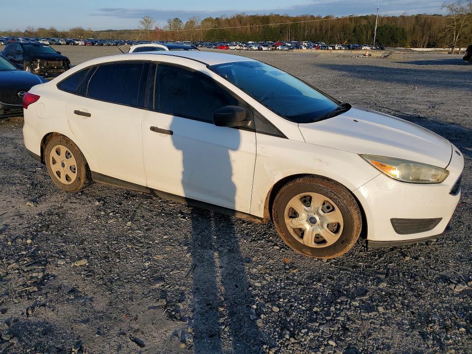 2015 Ford Focus s