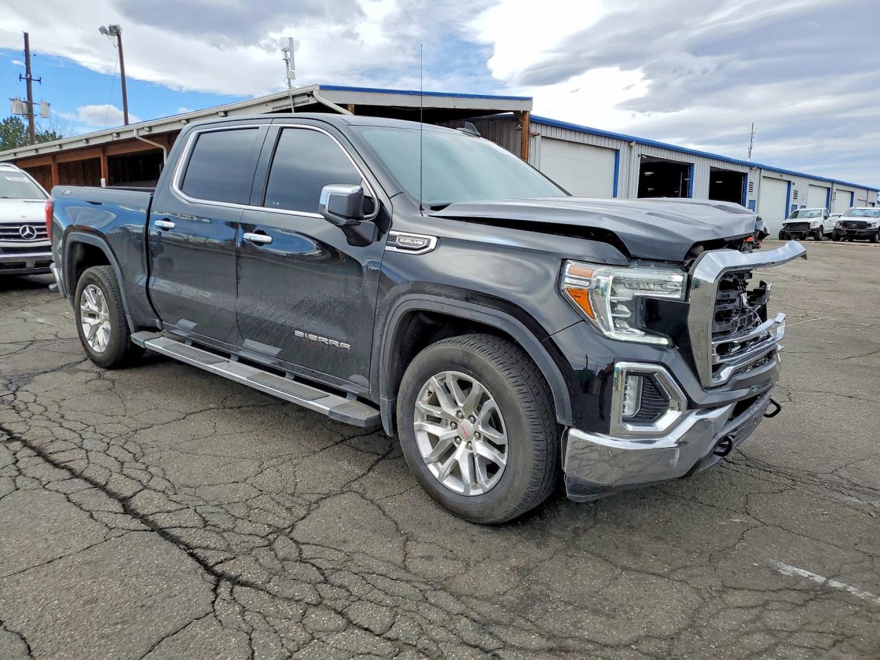 2021 GMC Sierra K1500 SLT