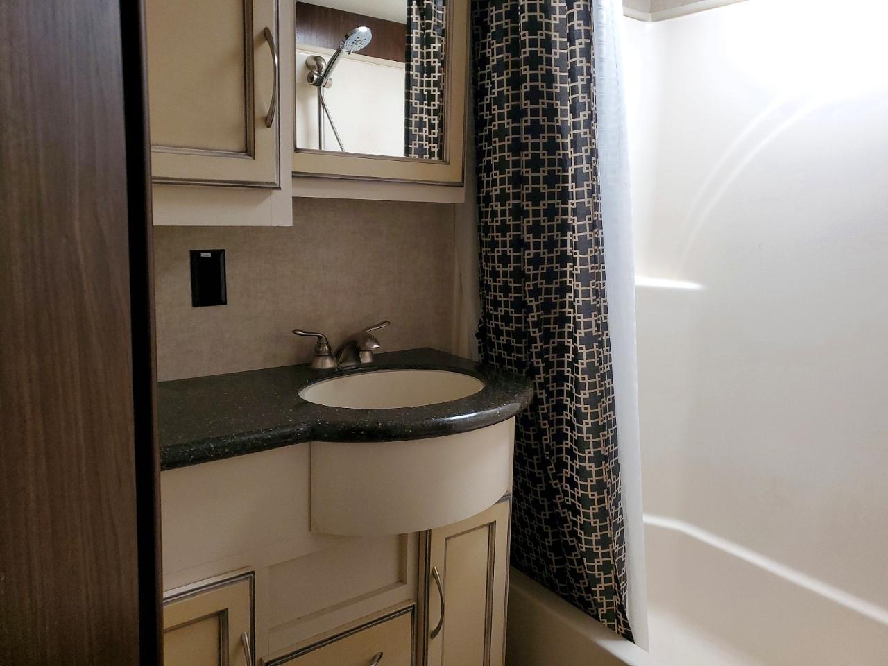 2015 Heartland Rv Cyclone Camper