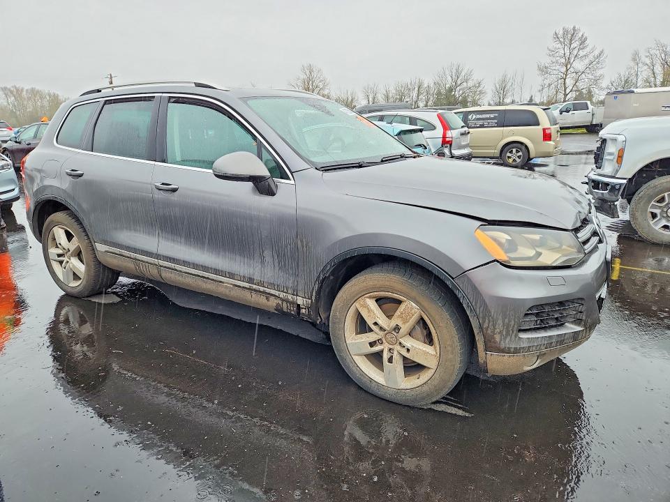 2012 Volkswagen Touareg V6