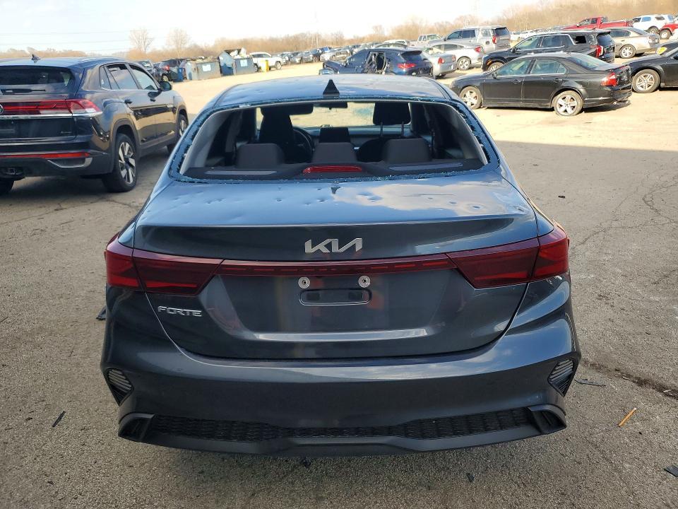 2024 KIA Forte lxs