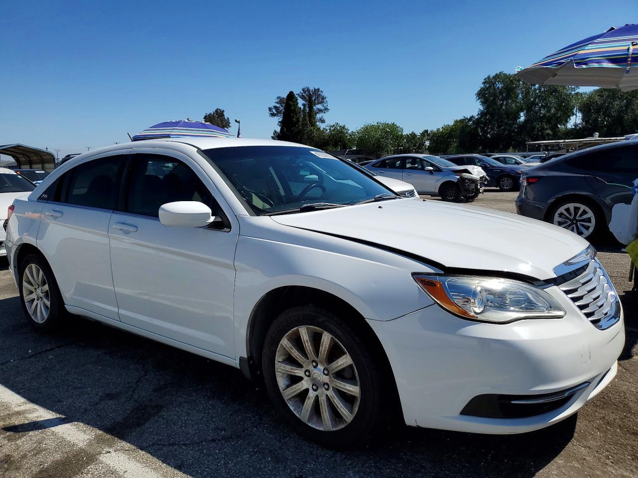 2013 Chrysler 200 Touring