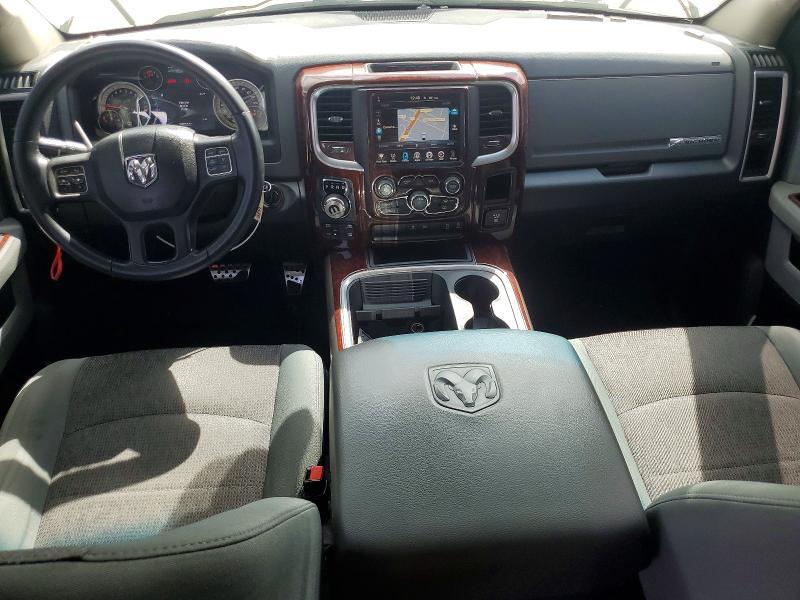 2016 Ram Trucks 1500 slt