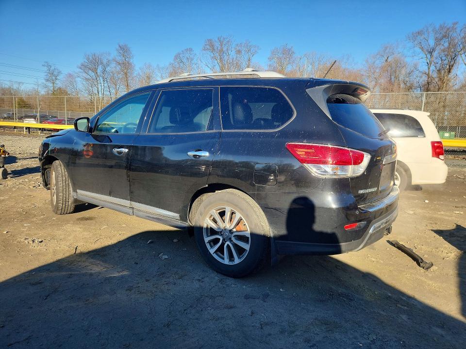 2016 Nissan Pathfinder sl