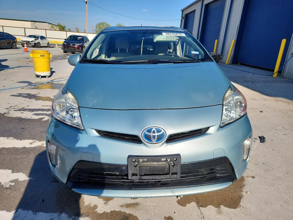 2015 Toyota Prius two