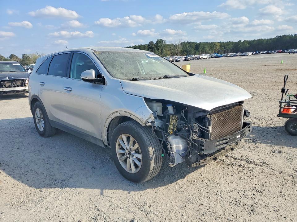 2019 KIA Sorento lx V6