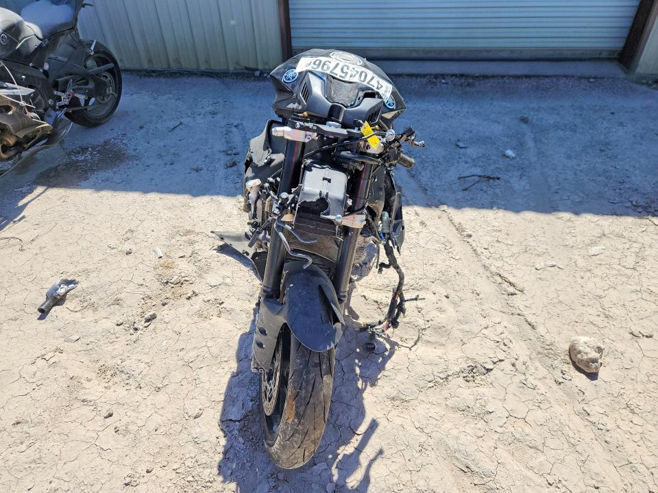 2024 Yama Yzfr1