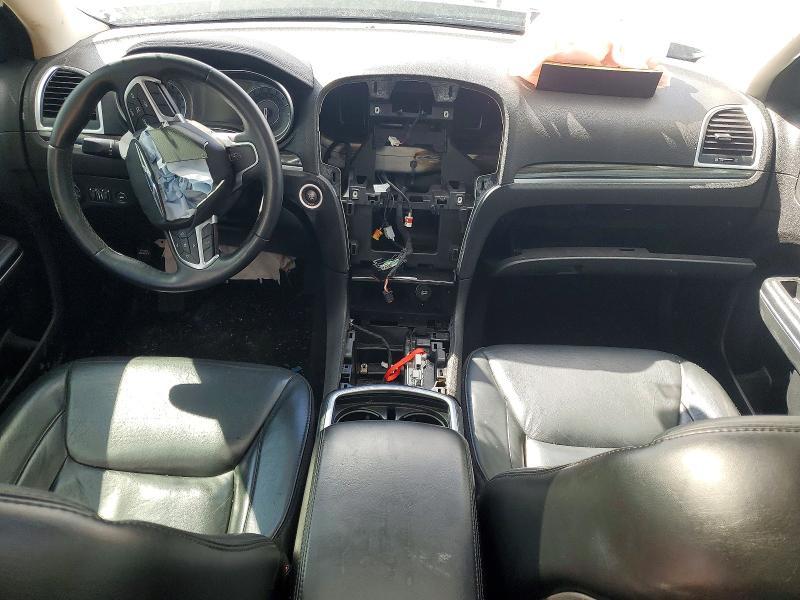 2016 Chrysler 300 Limited