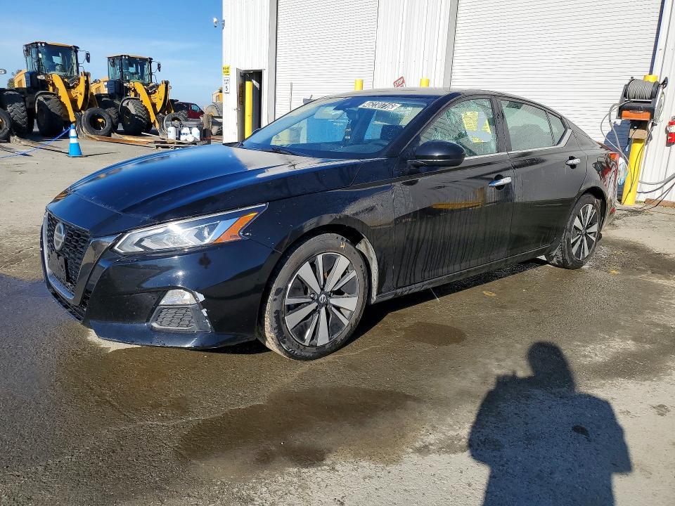 2022 Nissan Altima 2.5 sv