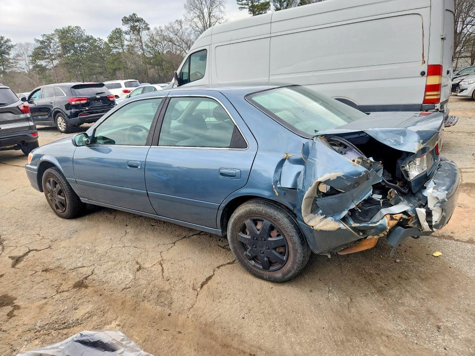2001 Toyota Camry le
