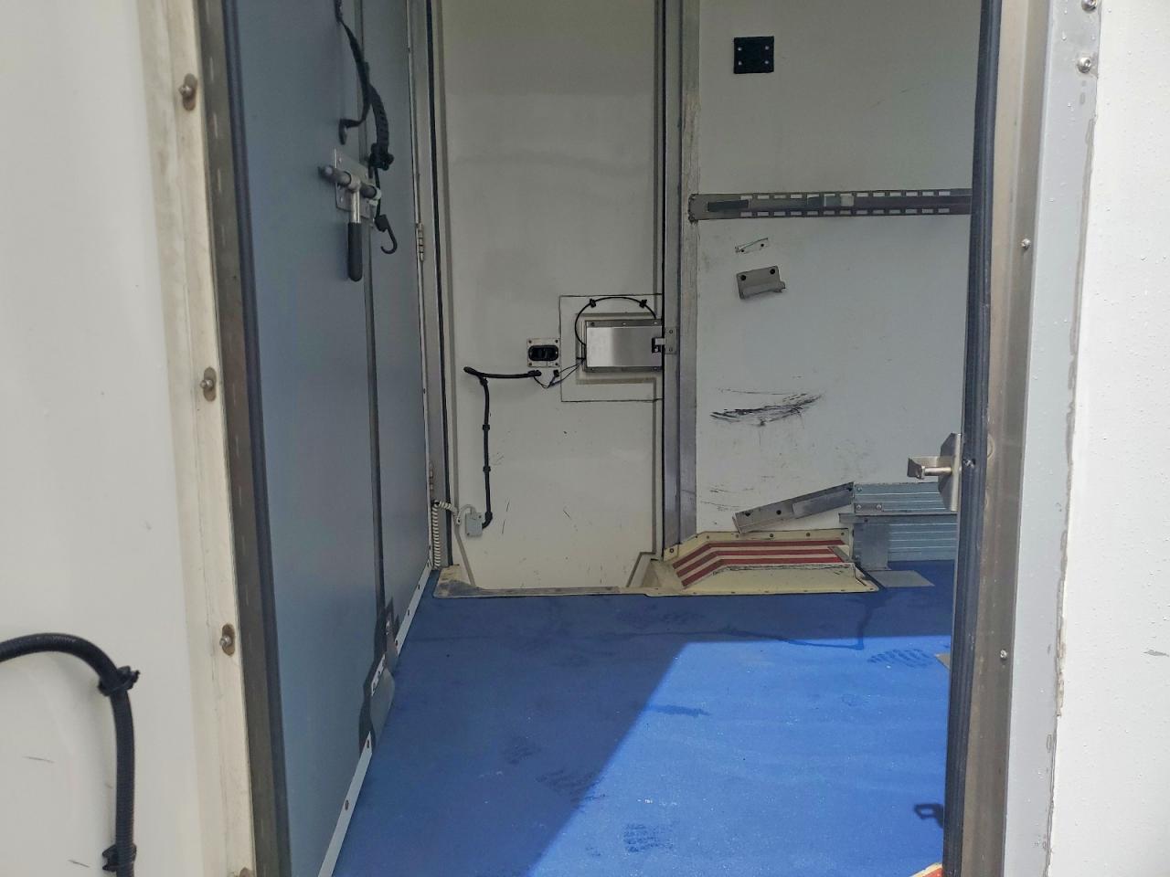 2020 Ford Transit Delivery Truck