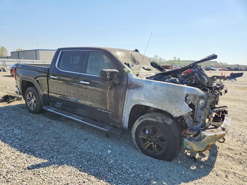 2022 GMC Sierra K1500 SLT