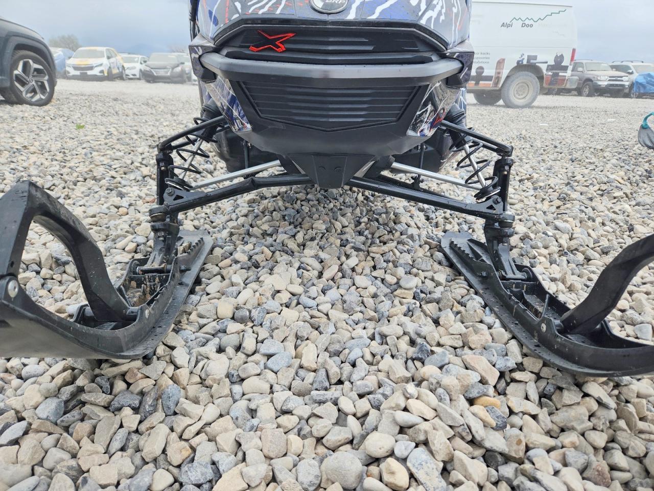 2023 Skidoo Summit X Expert 154