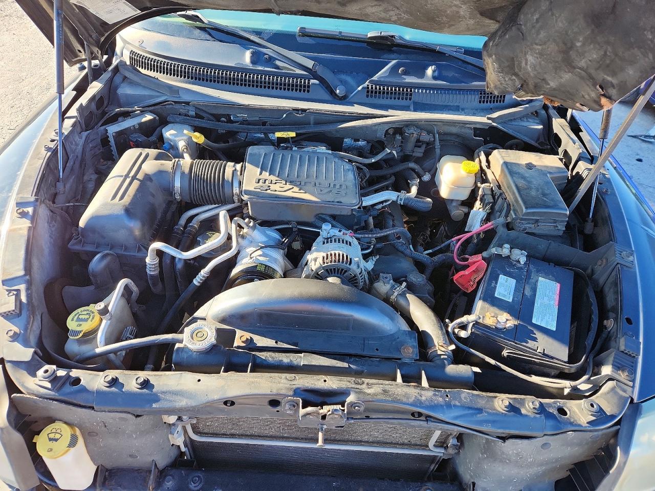 2005 Dodge Dakota Quad SLT