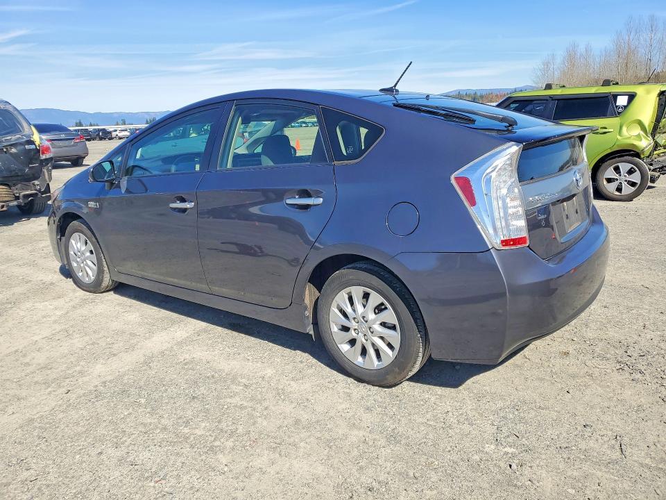 2013 Toyota Prius Plug-in Hybrid Base