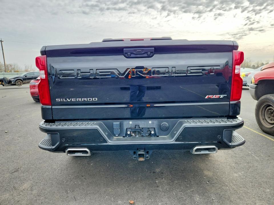 2022 Chevrolet Silverado K1500 RST