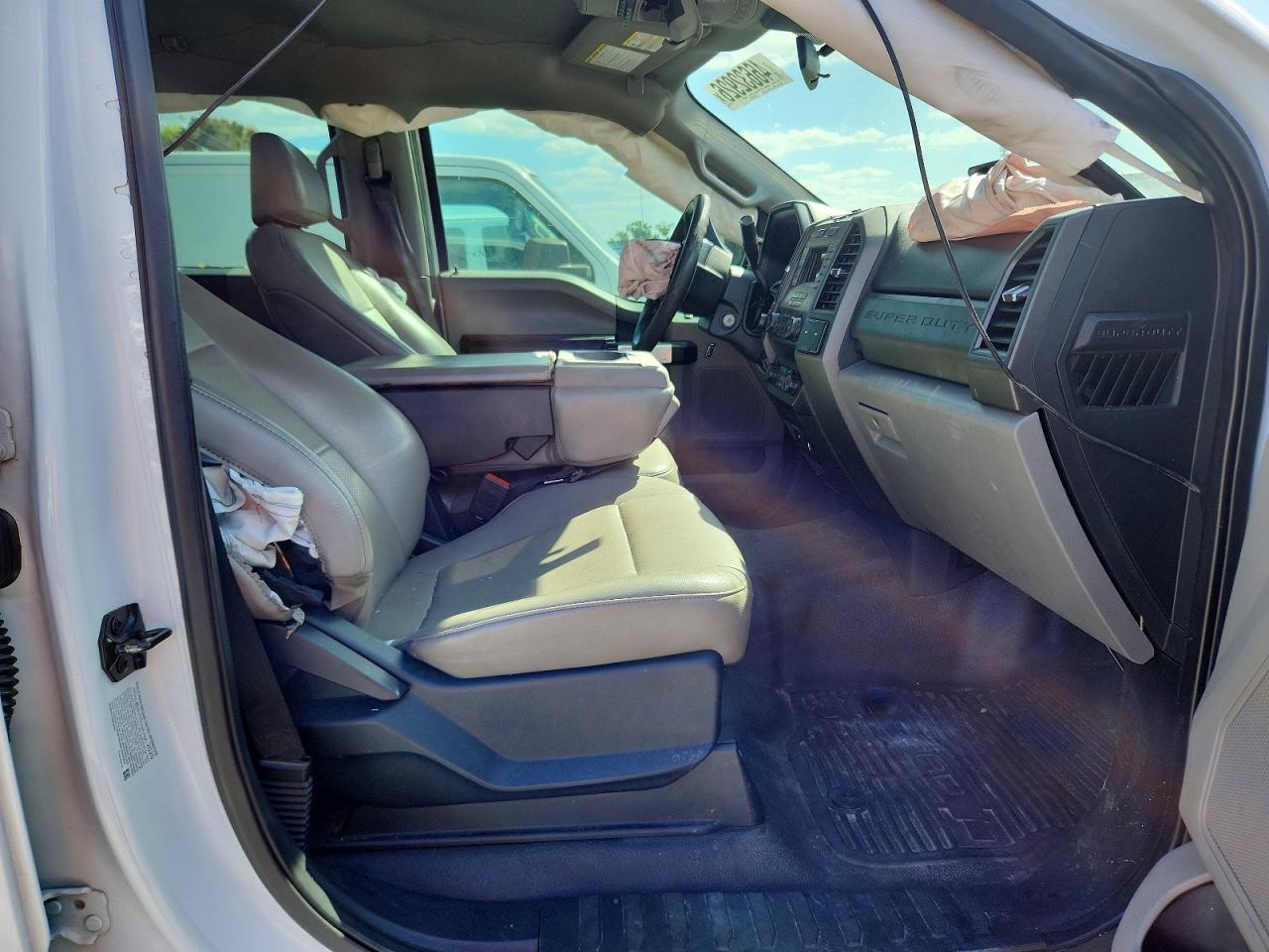 2021 Ford F350 Super Duty Truck Cab AND Chassis