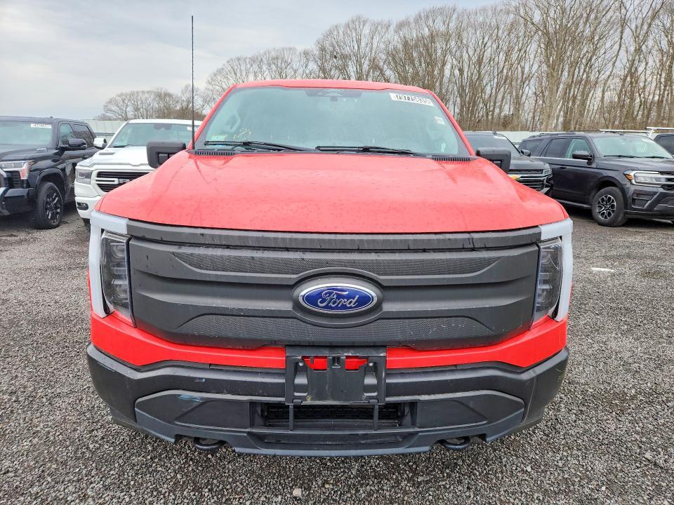 2022 Ford F150 Lightning pro