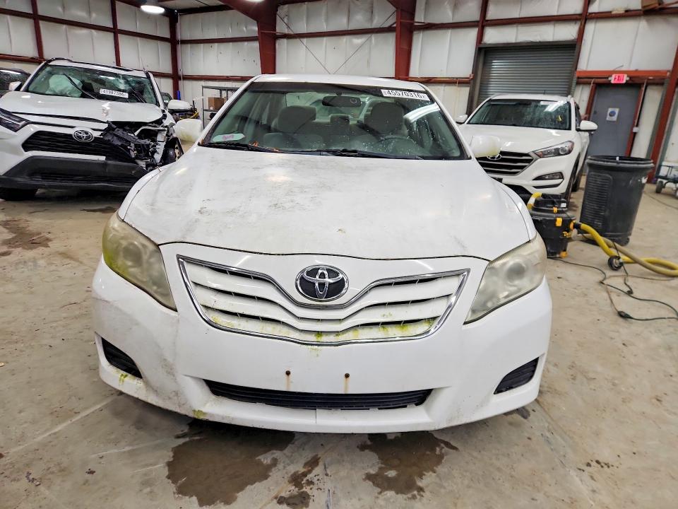 2010 Toyota Camry le