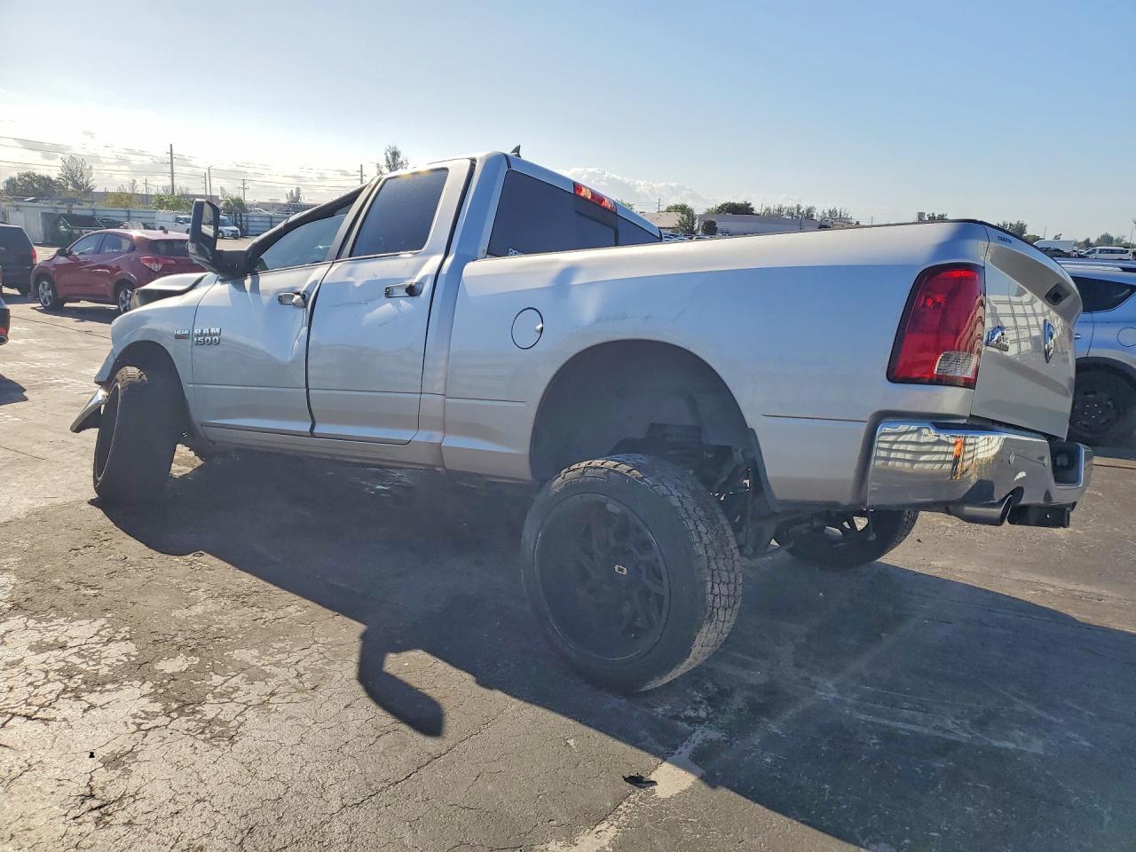 2018 Dodge RAM 1500 SLT