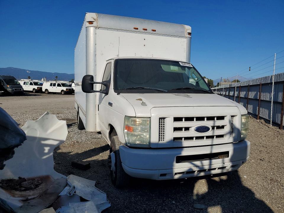 2009 Ford E350 BOX Truck