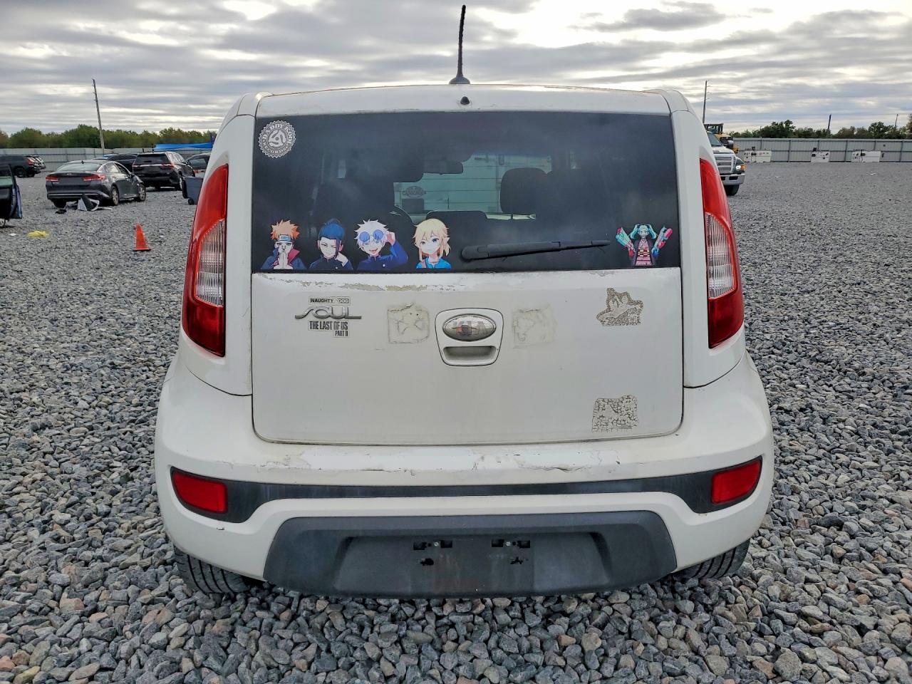 2013 KIA Soul +